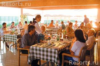 Tasia Maris Sands Beach Hotel 15